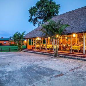 chimpanzee-forest-lodge-Restaurant